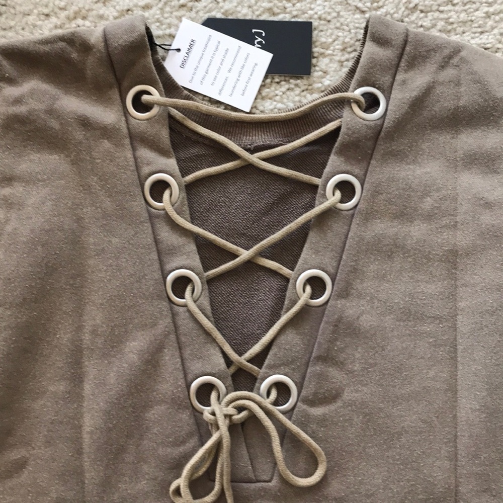 Olive/Brown Color Lace Up Back Top - Picture 7 of 8
